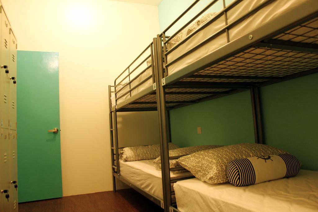 Roof Talk Theme Hostel Johor Bahru Room photo
